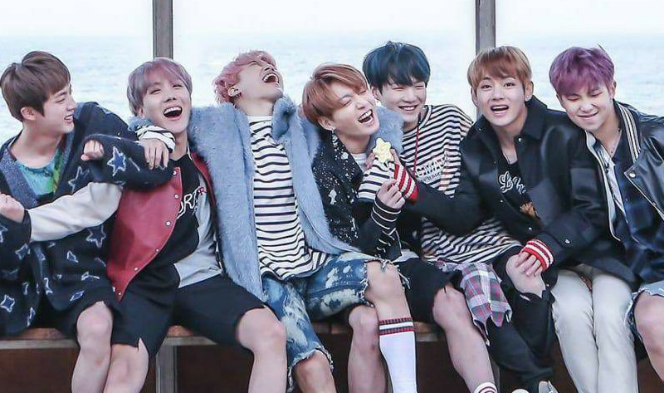 Everyone supporting Jimin!!!!! thumbnail