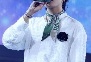 我的偶像爱我 thumbnail