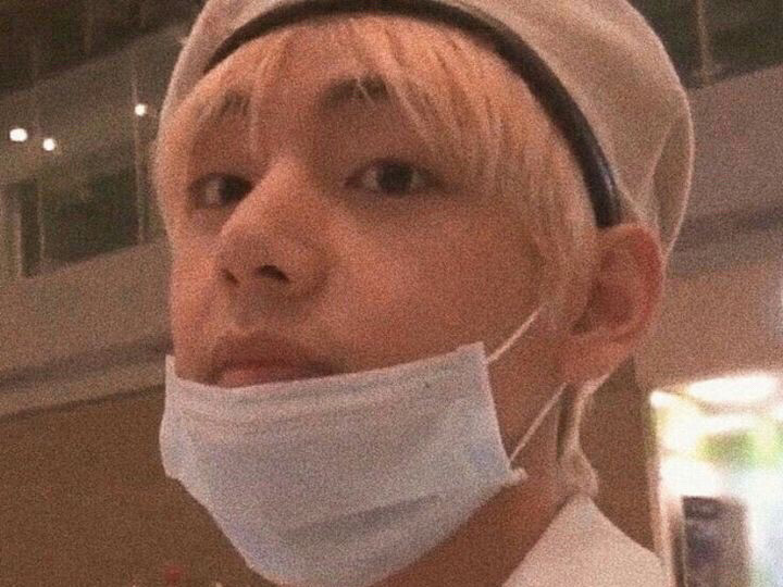 勾引铁石心肠的班主任金泰亨 thumbnail