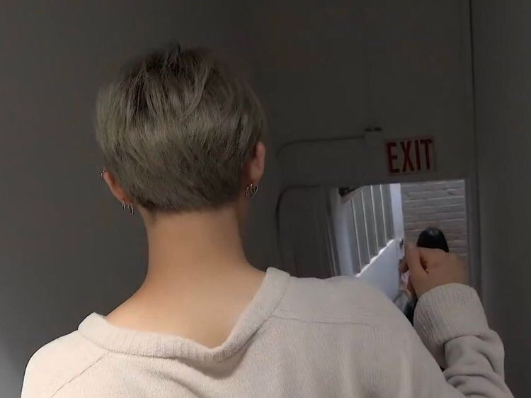 편의점 알바 오빠 thumbnail