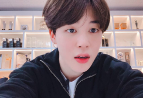 BTS成員Jimin弟弟的一天 thumbnail