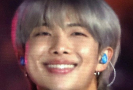 준에게 투표하세요! thumbnail