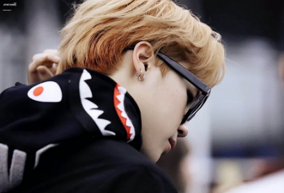 • 투표 • 지민 패션 아이콘 thumbnail