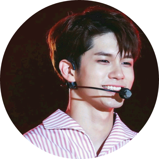 옹성우 image