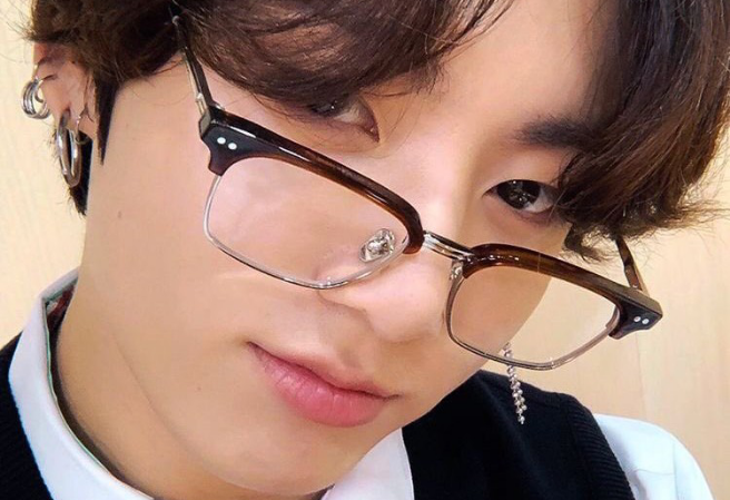 str3am과 방탄소년단을 응원합니다 💜 thumbnail