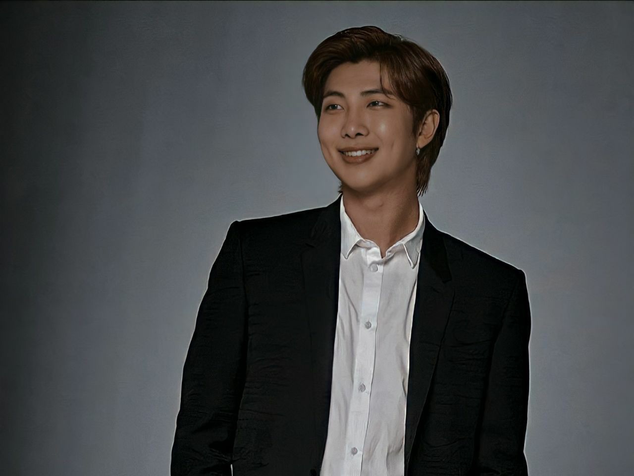 남준에게 투표하세요💜 thumbnail