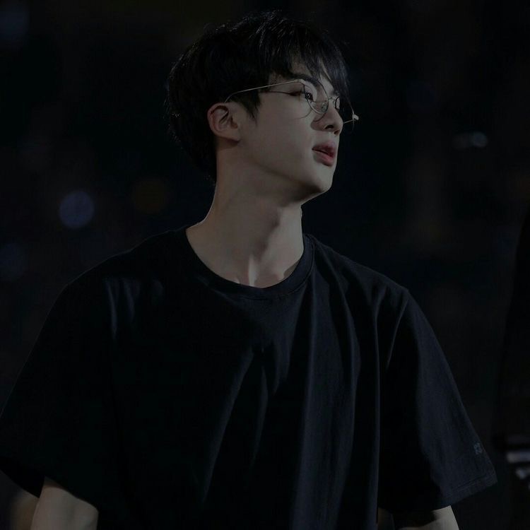 김석진 image