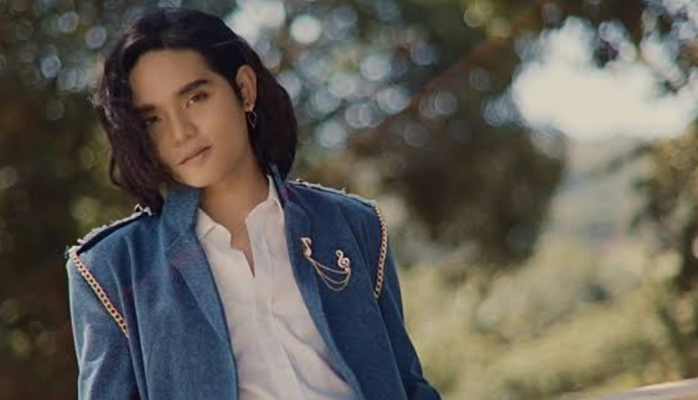 Những bài thơ dành tặng Esbi thumbnail