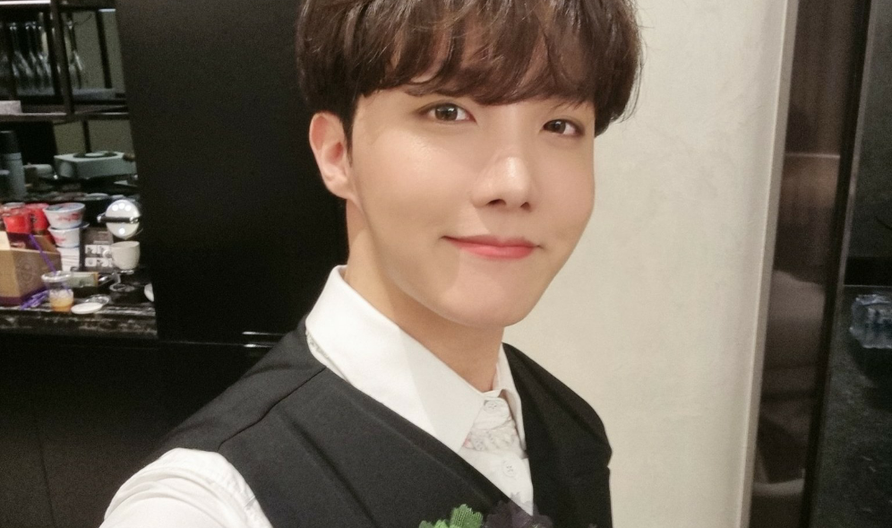 제이홉에게 투표하세요 thumbnail