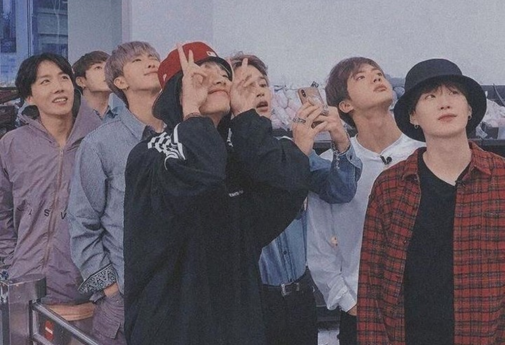 톡톡터지는 TALK thumbnail