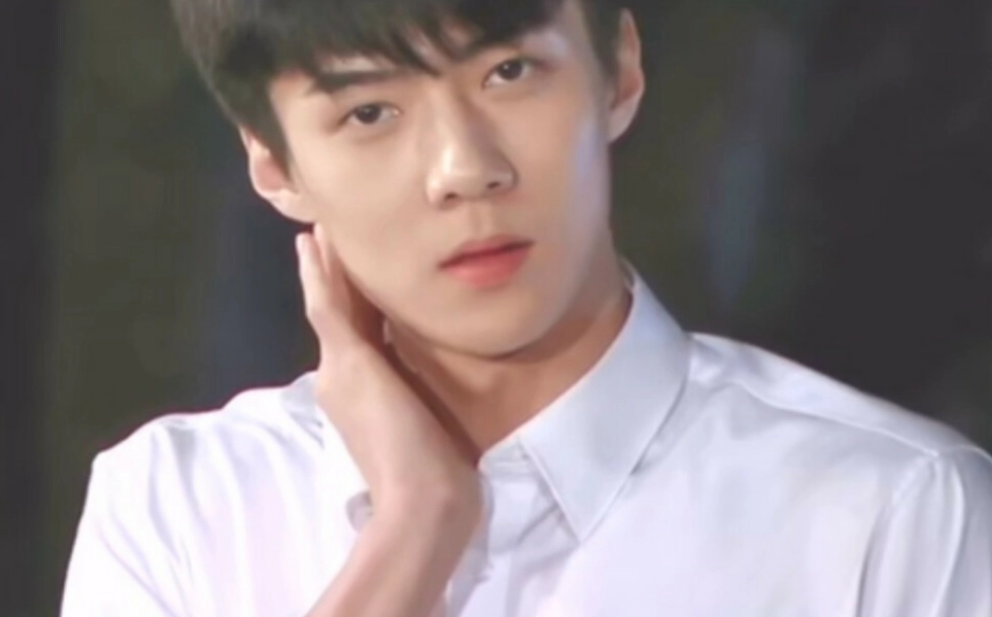 빛나는 소년 thumbnail