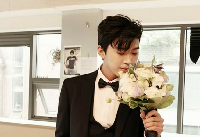 Who will be the bride? thumbnail