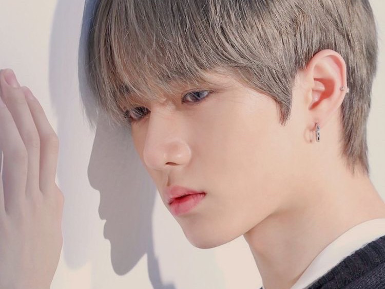 나는 사실 숨겨진 스파이다 thumbnail