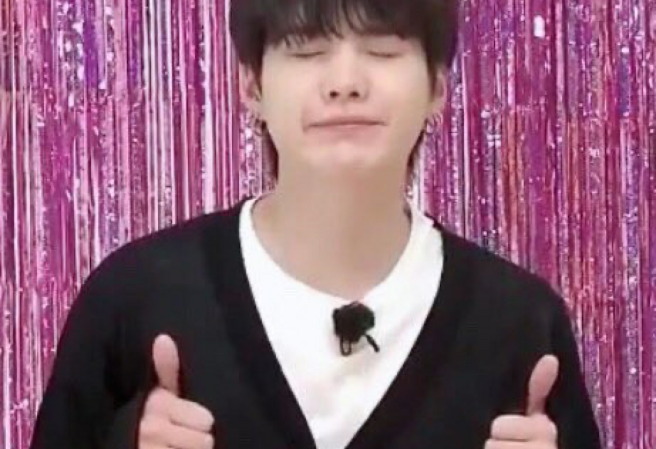 지금 윤기에게 투표하세요 thumbnail