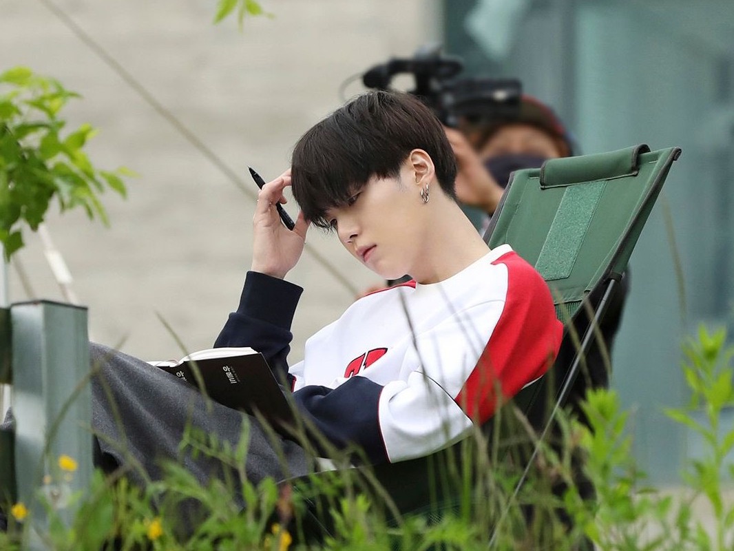 민윤기 (29) image