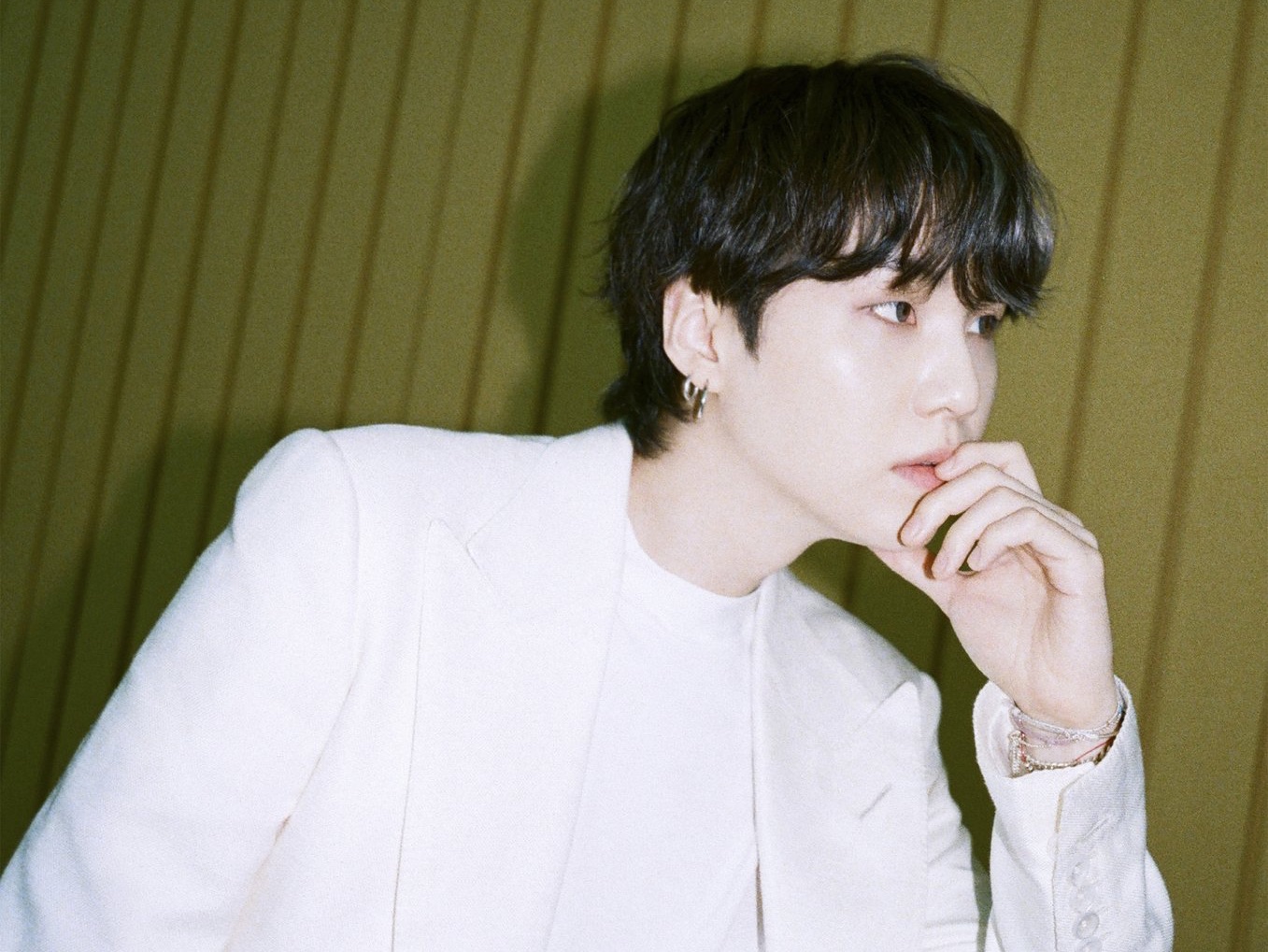 민윤기 (38) image