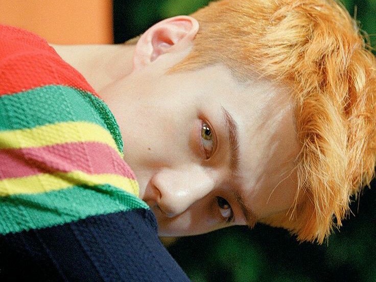 잘생긴 남자 thumbnail