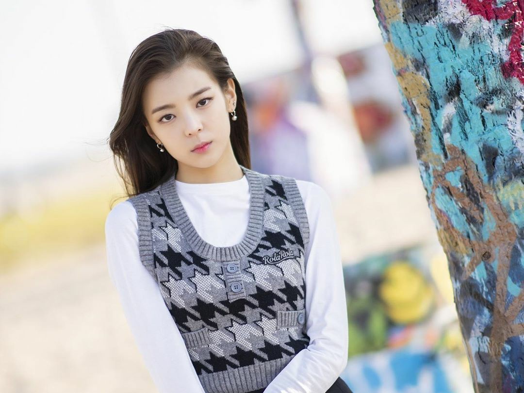 The Little Mermaid's Reincarnation Story thumbnail