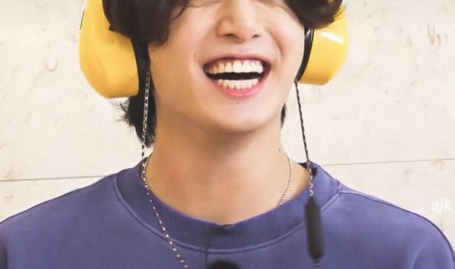 정국에게 투표하자 thumbnail