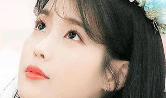 3 years of unrequited love is a vampire? thumbnail