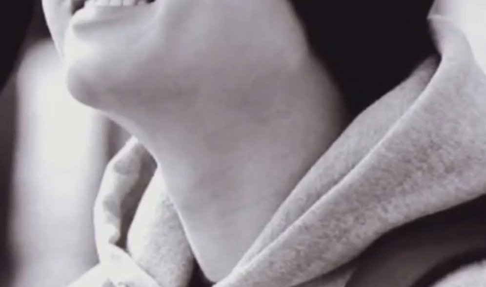 엑소 유니버스 thumbnail