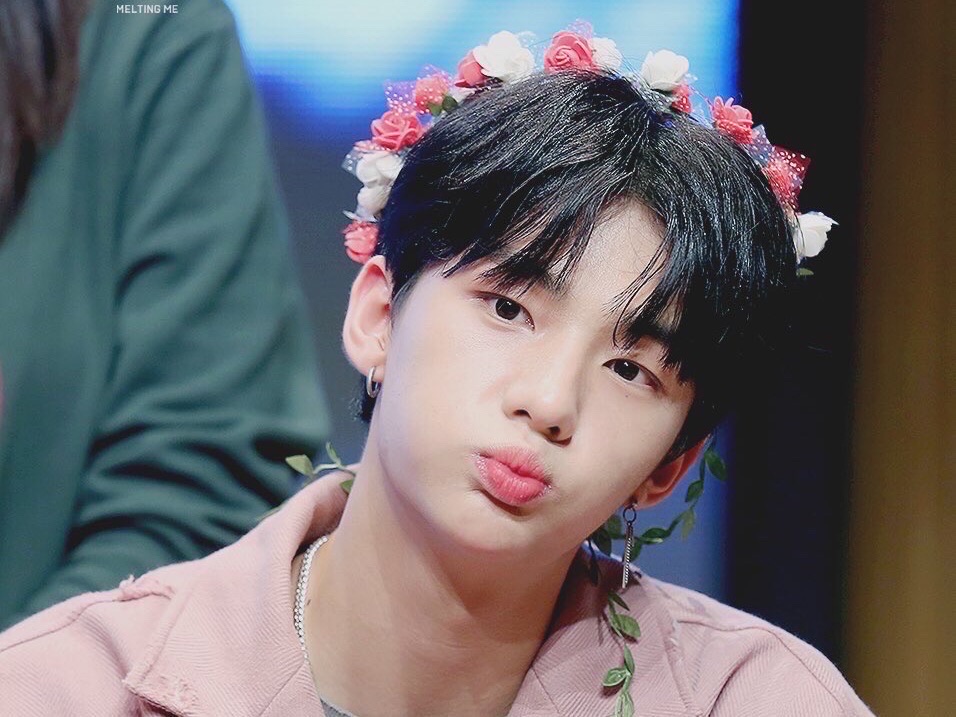 스트레이 키즈 투표하기 thumbnail