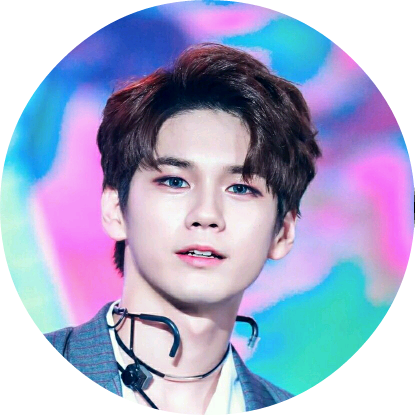 옹성우 image