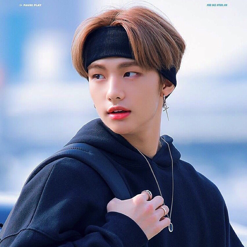 Hyunjin image