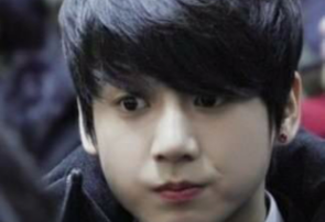 Un compañero de clase molesto thumbnail