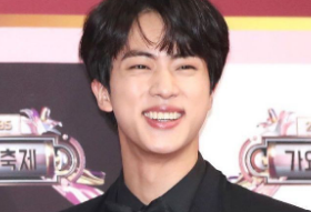 완벽한 남자와 아무도 없는 여자 thumbnail