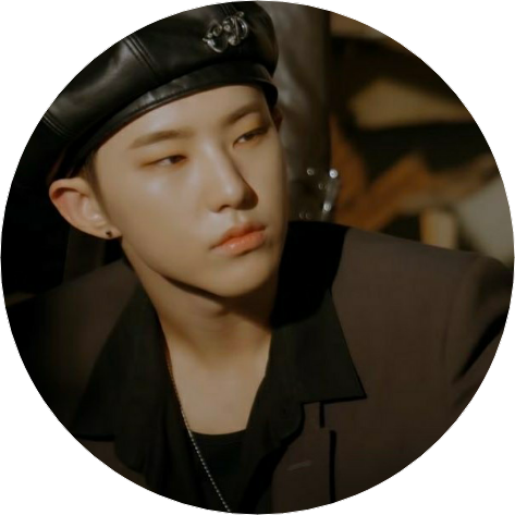 권순영 / 19살 image