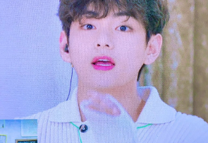 "연하남 꼬시기"[TALK] thumbnail