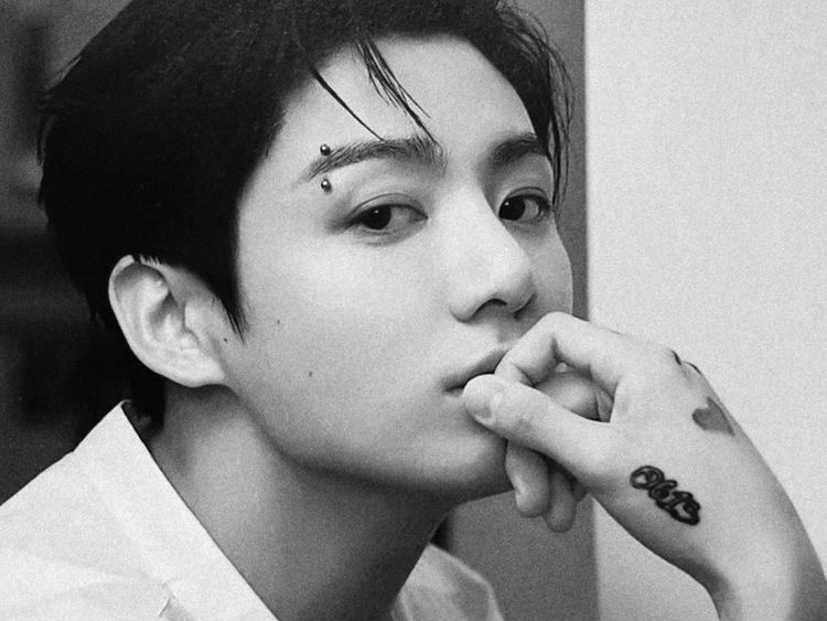 雲: 구름 운 thumbnail