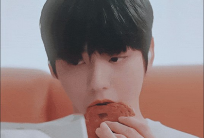 특별하게 만난 과외쌤 thumbnail