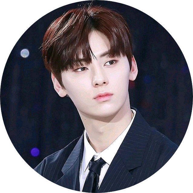 황민현 image