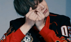 Menangislah dengan indah thumbnail