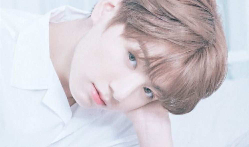 我和我相识十年的朋友一起获得了最佳情侣奖。 thumbnail