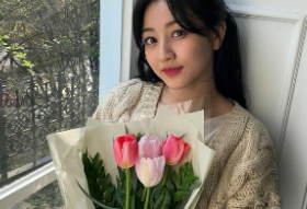 Twice family thumbnail