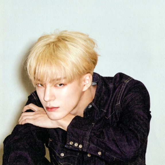 이제노 image