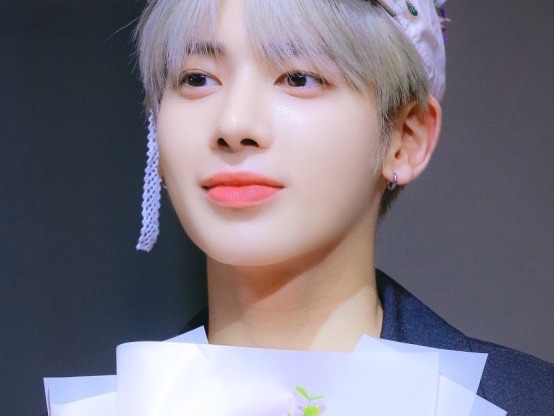 Ser amado por 5 amigos varones thumbnail