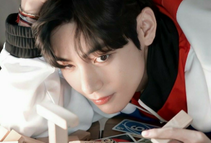 18세기 그 선배 thumbnail