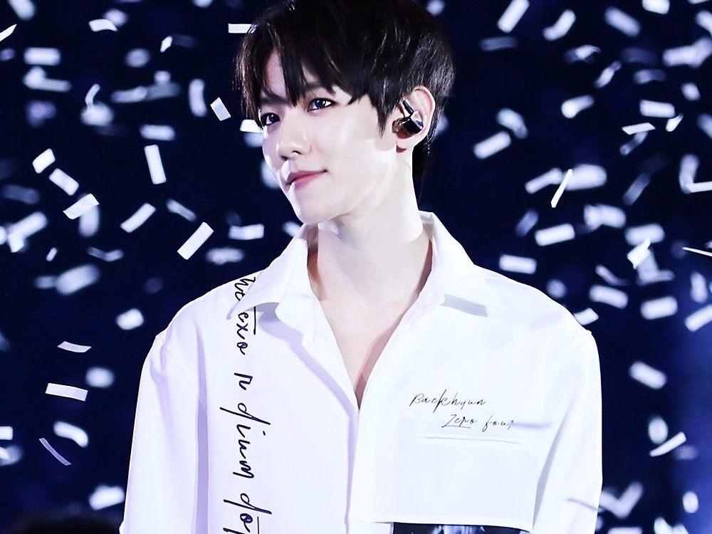 Amour au bureau et premier amour thumbnail