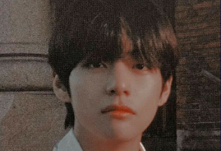 여인과 우상 thumbnail