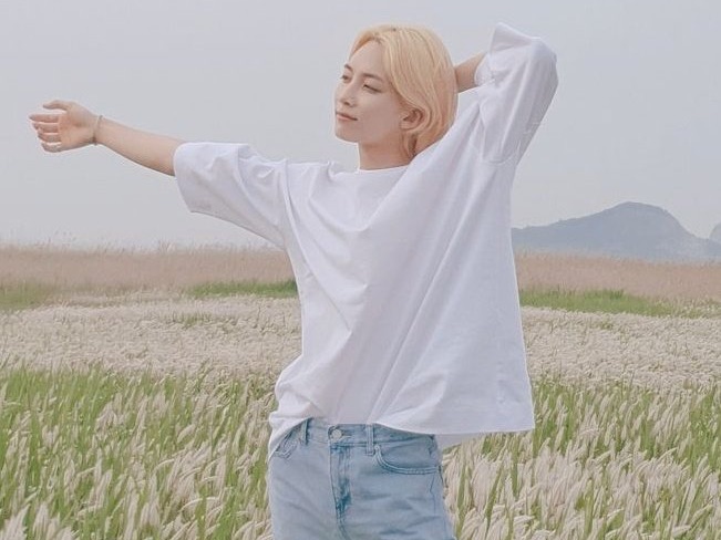 Mi hermano mayor es un ídolo. thumbnail