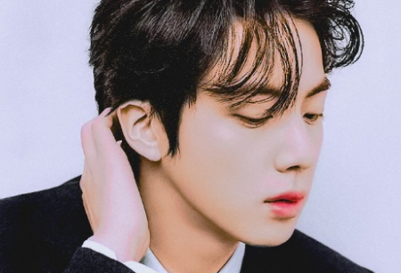 까칠한 대표님과 비밀스런 연애 thumbnail