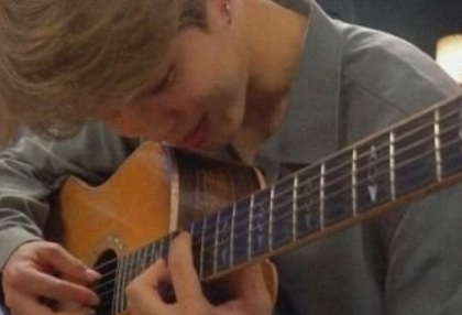 エイチン thumbnail