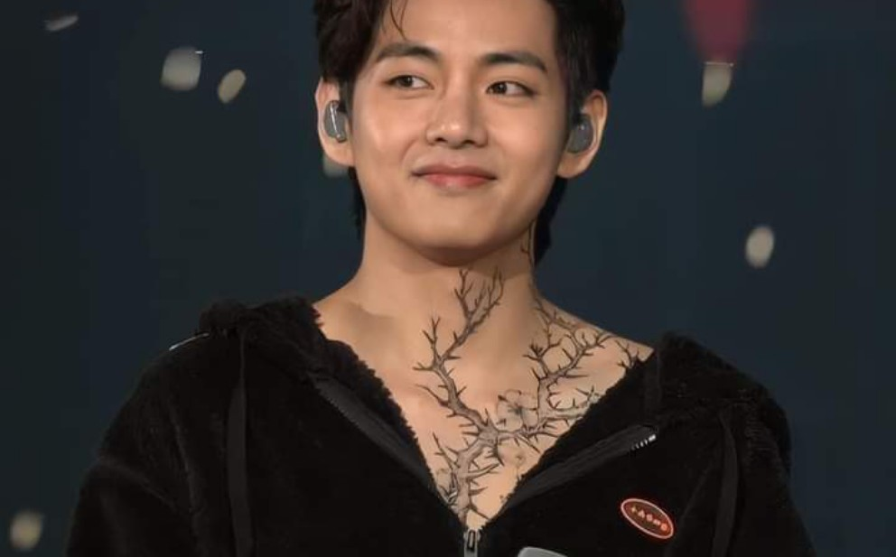 #v cậu bé ngoan thumbnail