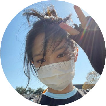 김 제 니 image