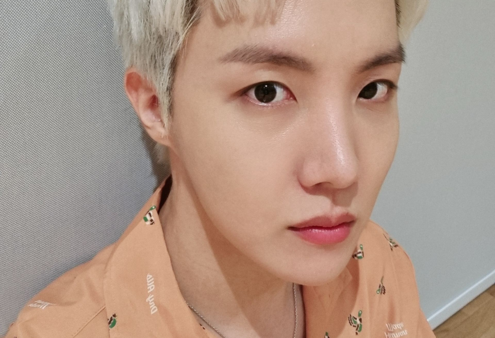 un gato bajo la lluvia  thumbnail