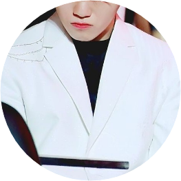 메이크업 회사 대표 image